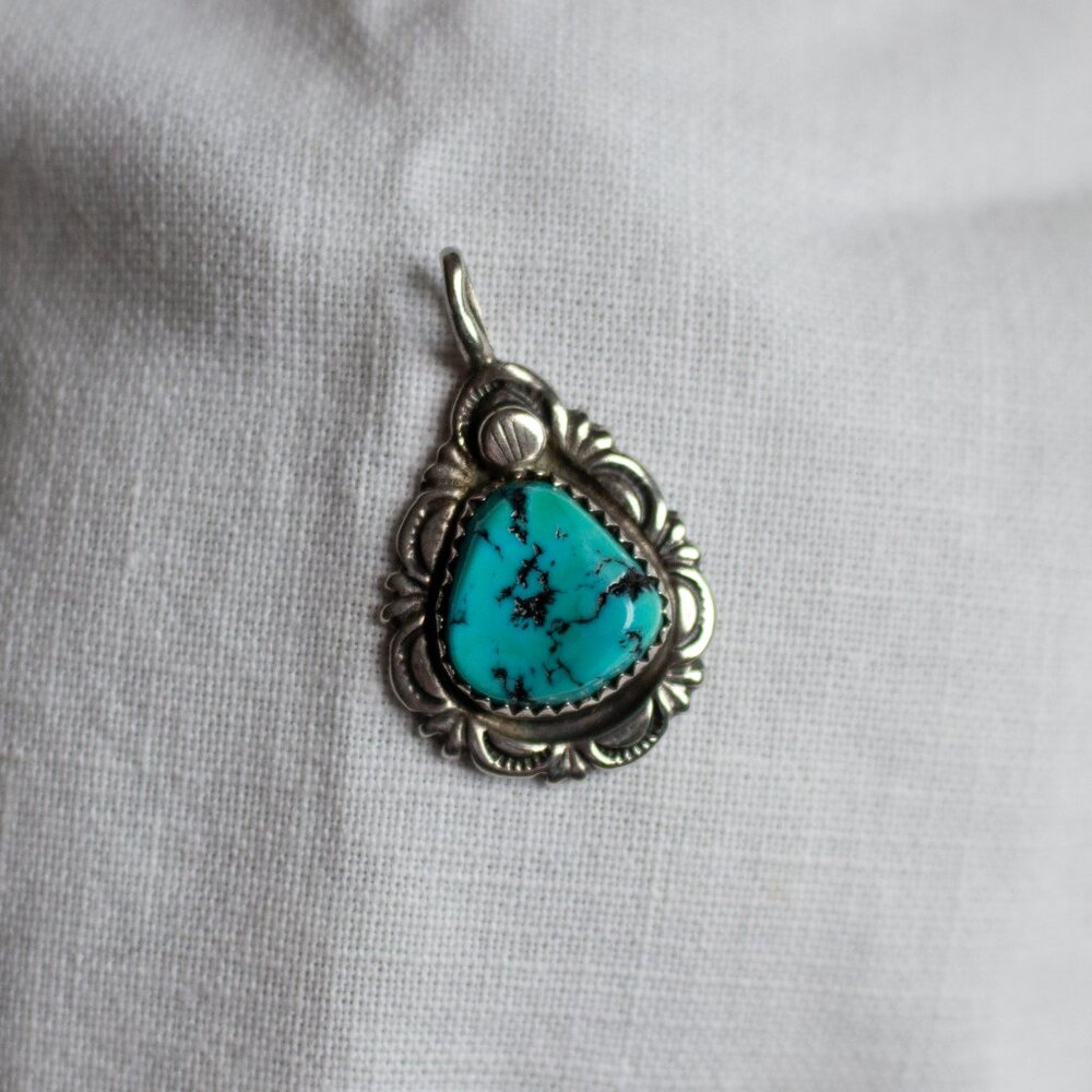 Turquoise Silver Pendant Necklace